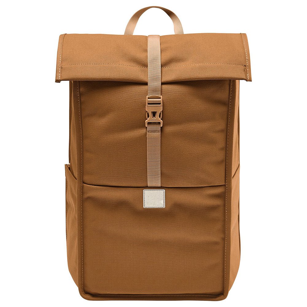 Backpack manufacturing: rolltop style