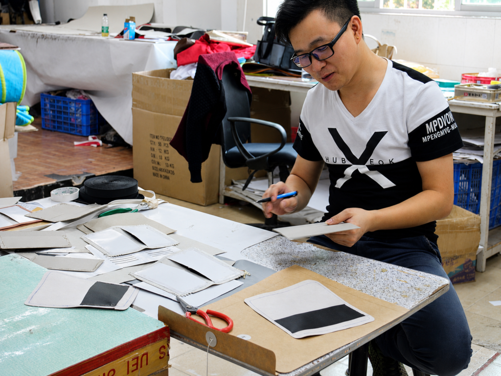 Backpack manufacturing: pattern